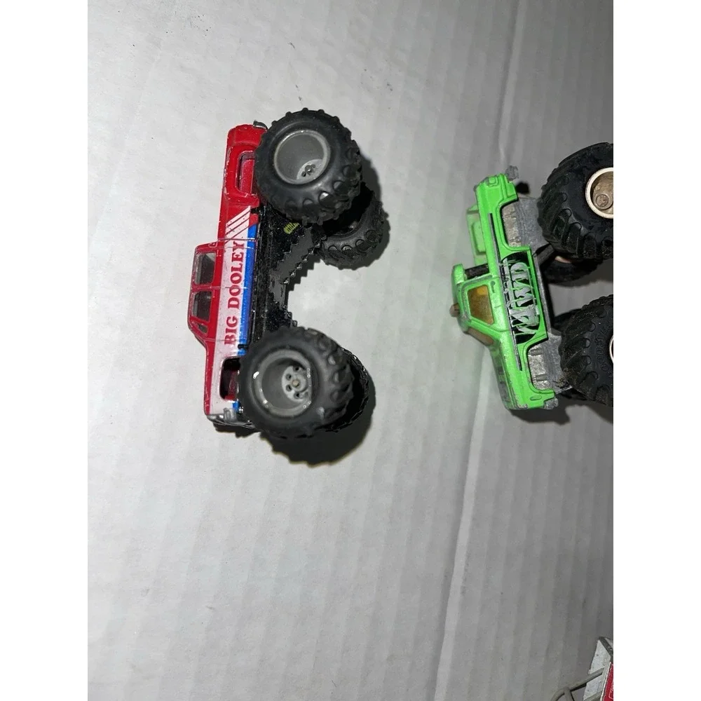Lot Of 7 Monster Trucks Random Lot‎ Hot Wheels Marjorette